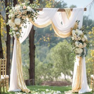Alternative view of Gold Lantern Centerpiece