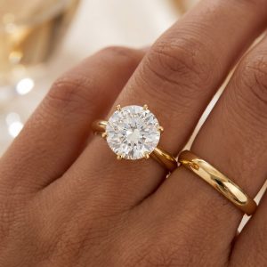 Alternative view of Solitaire Diamond Ring